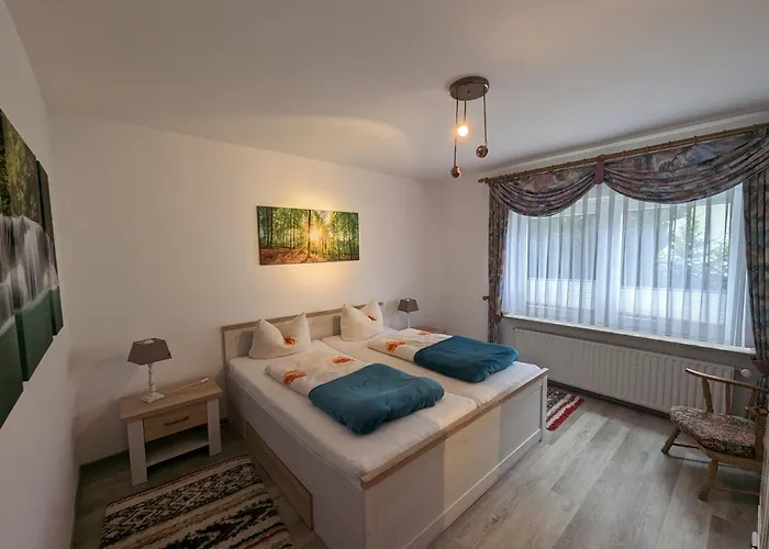 게스트하우스 Haus Am Waldesrand 3*